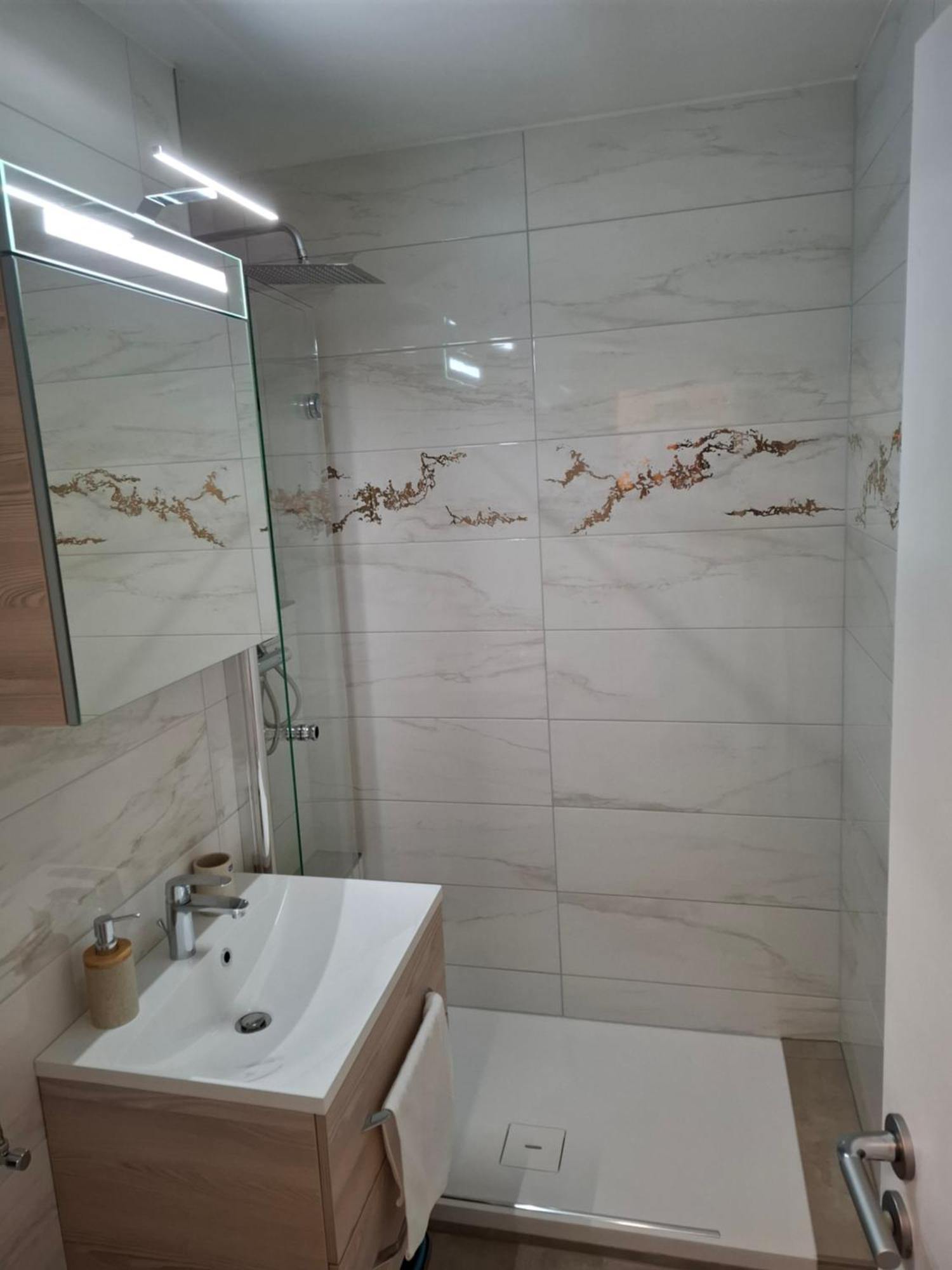 Appartement Aquaquelle Bad Füssing Exteriör bild